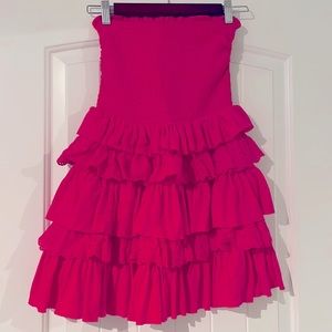 Barbie Pink Abercrombie and Fitch strapless summer dress